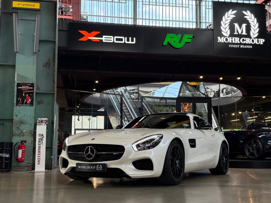 Mercedes-Benz AMG GT-S  