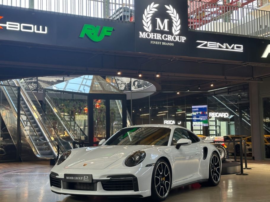 Porsche 911 Turbo S
