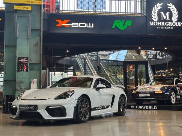 Porsche 718 Cayman GT4 RS