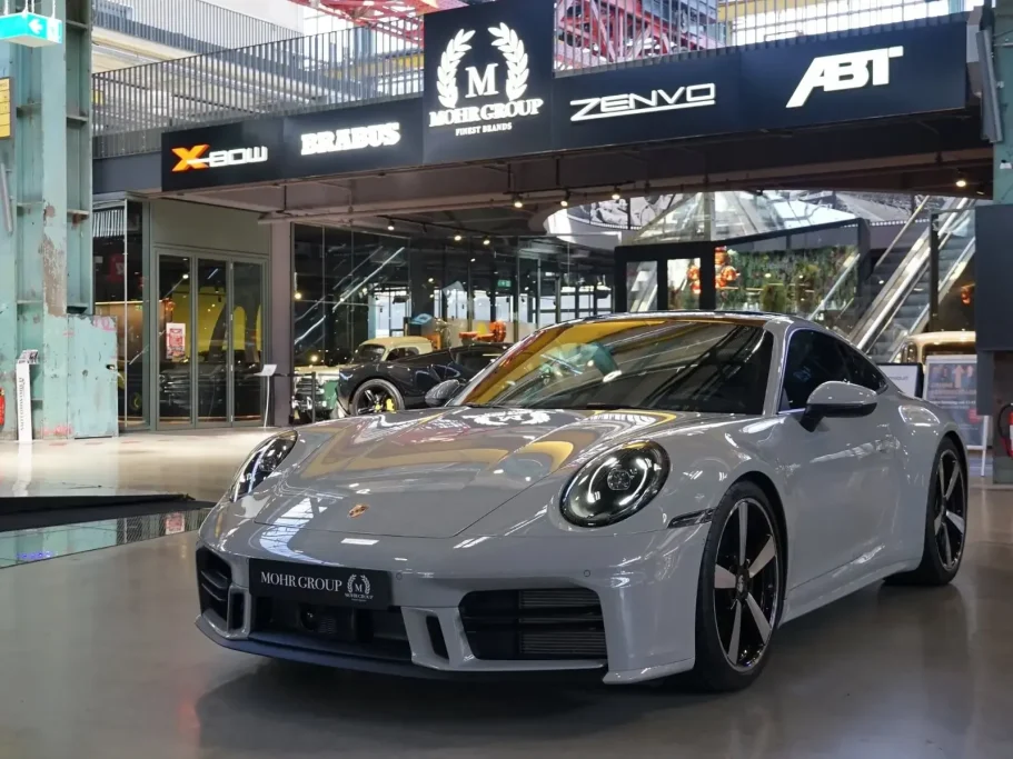 Porsche 911 Carrera
